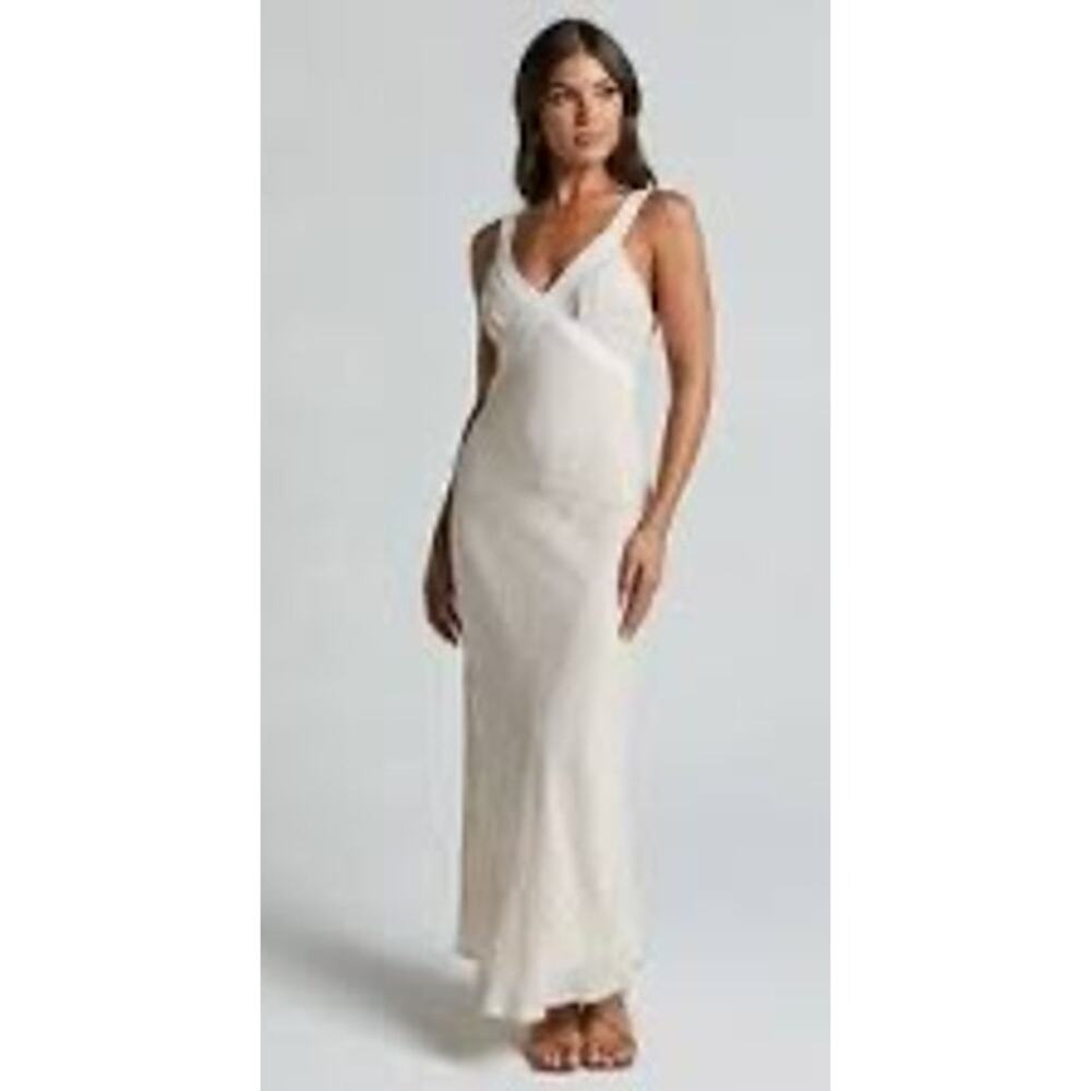 Monteau Los Angeles Minimalist Column Maxi Dress - S